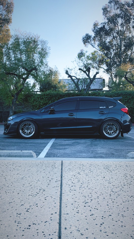 Julian R's 2016 Impreza 2.0i Premium
