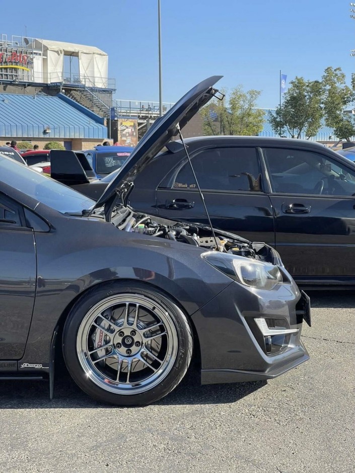 Julian R's 2016 Impreza 2.0i Premium