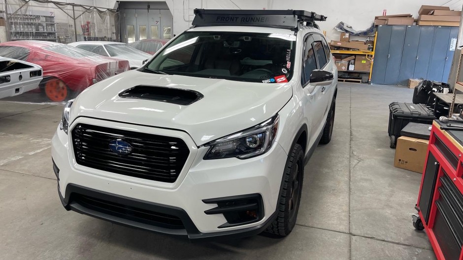 Ryan T's 2019 Ascent Touring 