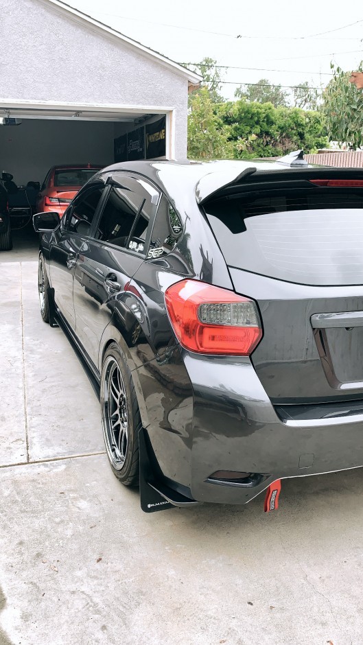 Julian R's 2016 Impreza 2.0i Premium