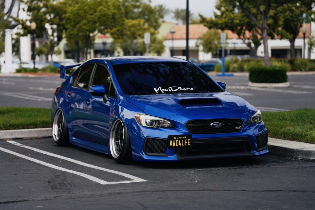 Max R