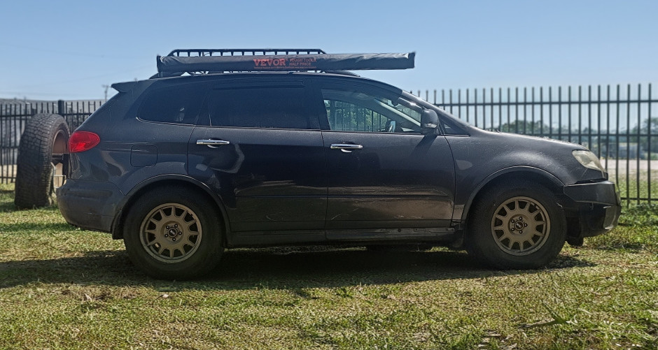 TouGer Xiong's 2011 Tribeca Tribeca Limited
