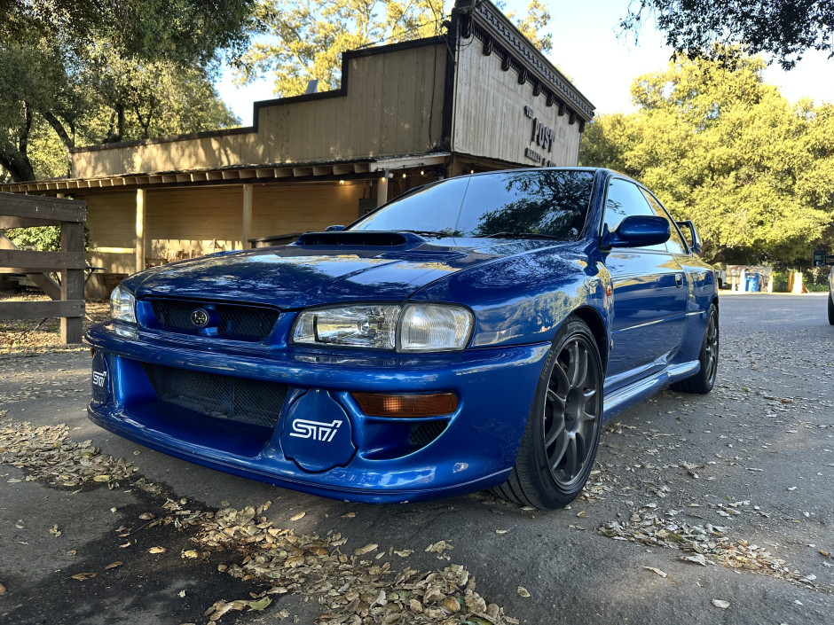Gen  M's 1998 Impreza 22B STI 22B STI