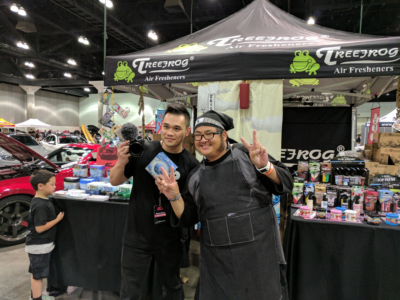 SmellyPanda x TreefrogUSA