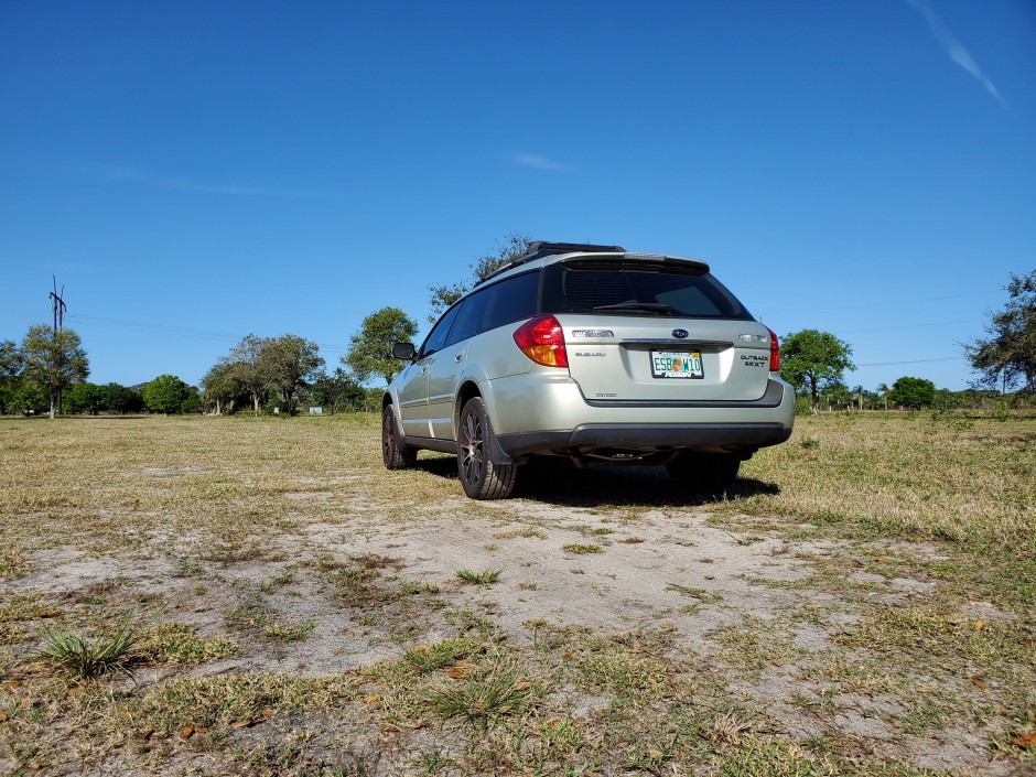 Cole D's 2005 Outback Xt limited