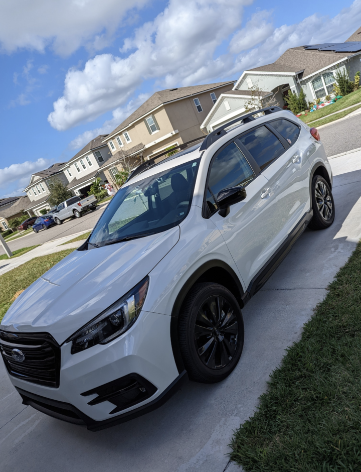 Jorge E's 2022 Forester Accent Onyx