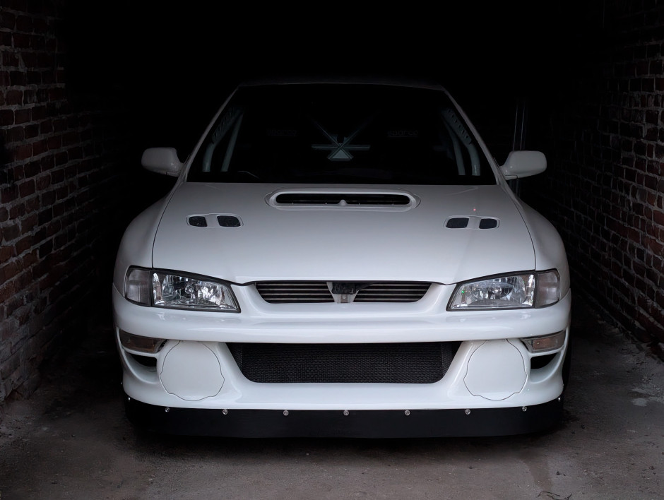 Robert C's 2001 Impreza 2.5RS Carbon Fiber Widebody