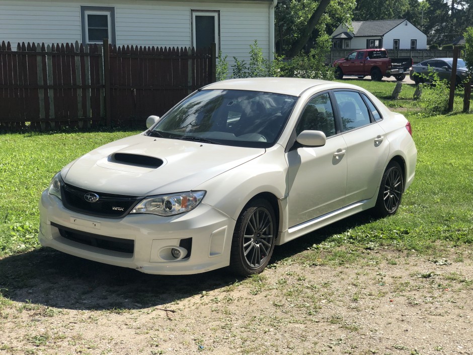 Julian G's 2011 Impreza WRX Wagon Wagon