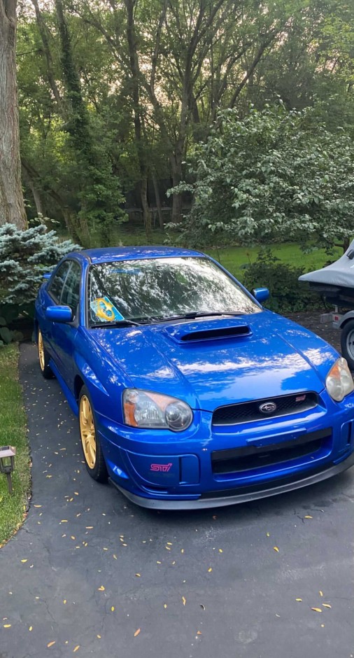Valeriu Discultu's 2004 Impreza WRX STI