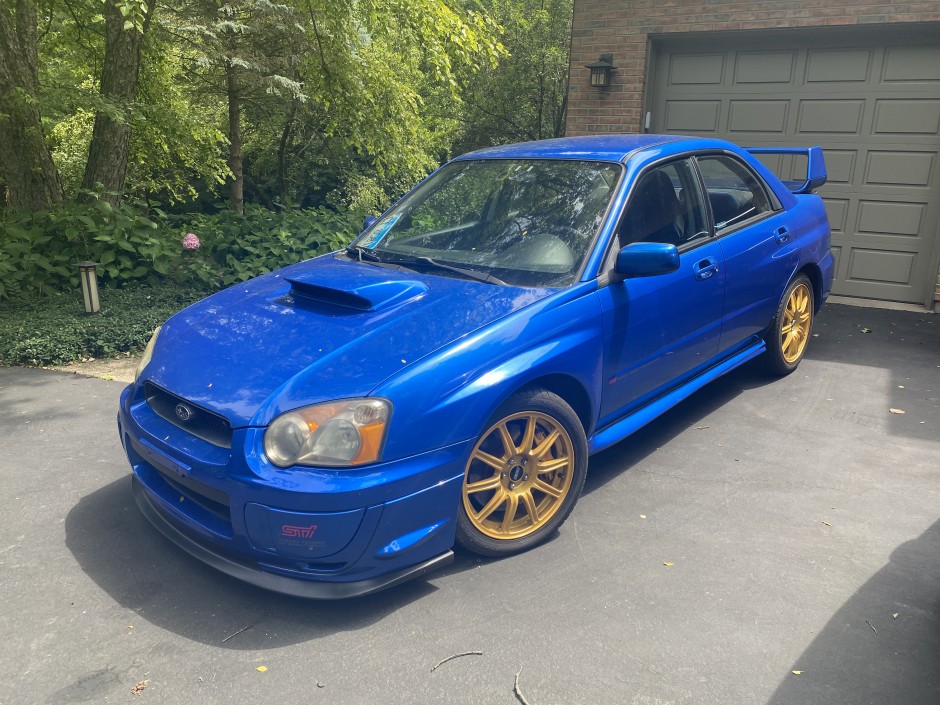 Valeriu Discultu's 2004 Impreza WRX STI