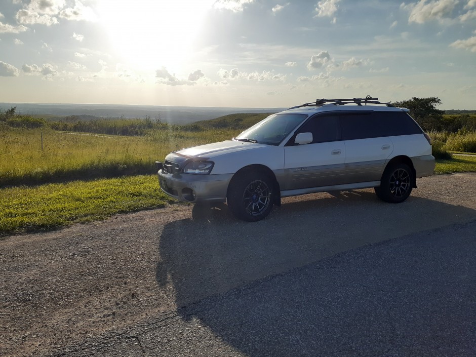 Yuri  P's 2000 Outback Limited