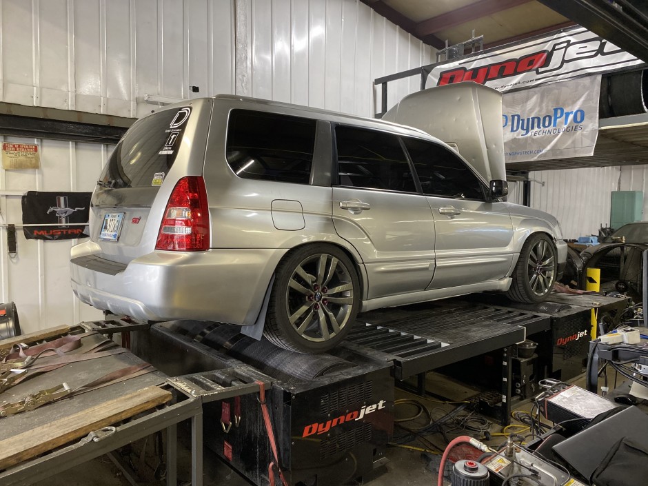 Brandon Lynch's 2004 Forester XT