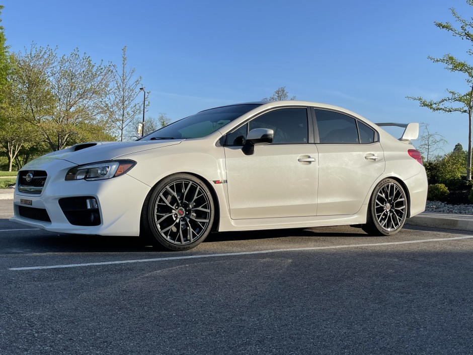 Gisselle S's 2015 WRX STI EJ25 EJ25