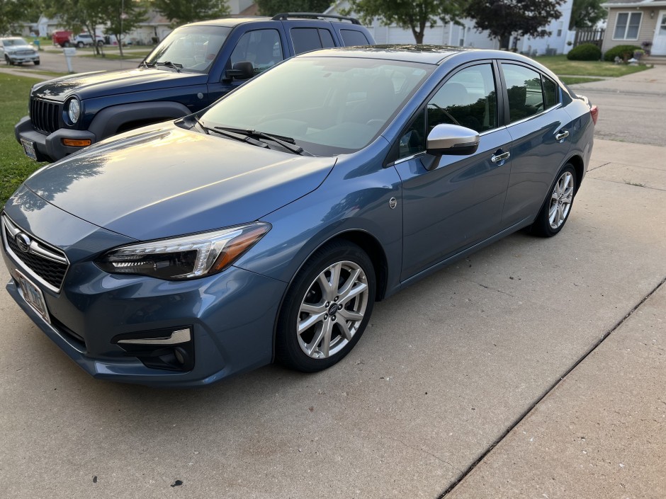 Katie Bumpous's 2018 Impreza Limited 2.0i