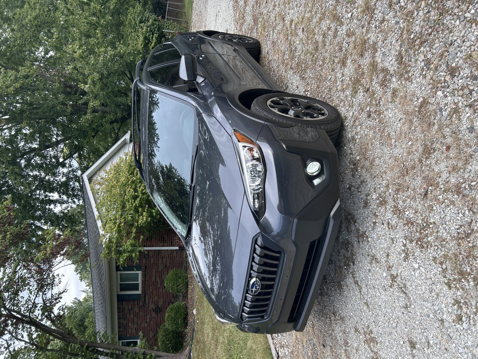 Brent E's 2023 Crosstrek Premium 6MT