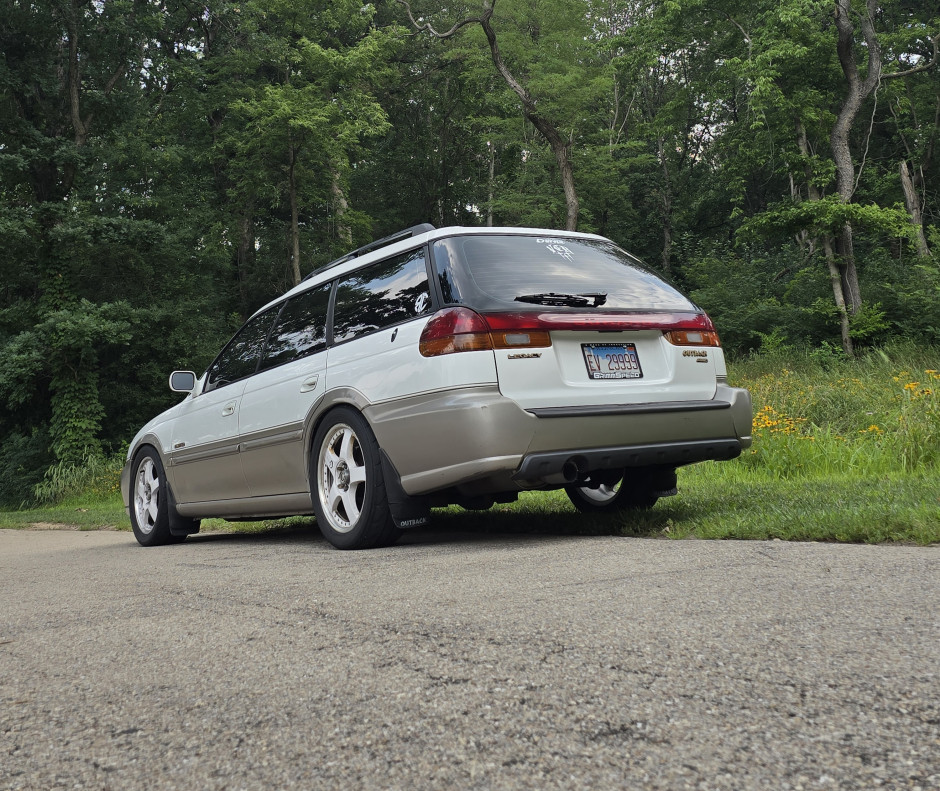 Jonathan L's 1999 Legacy Outback Limited