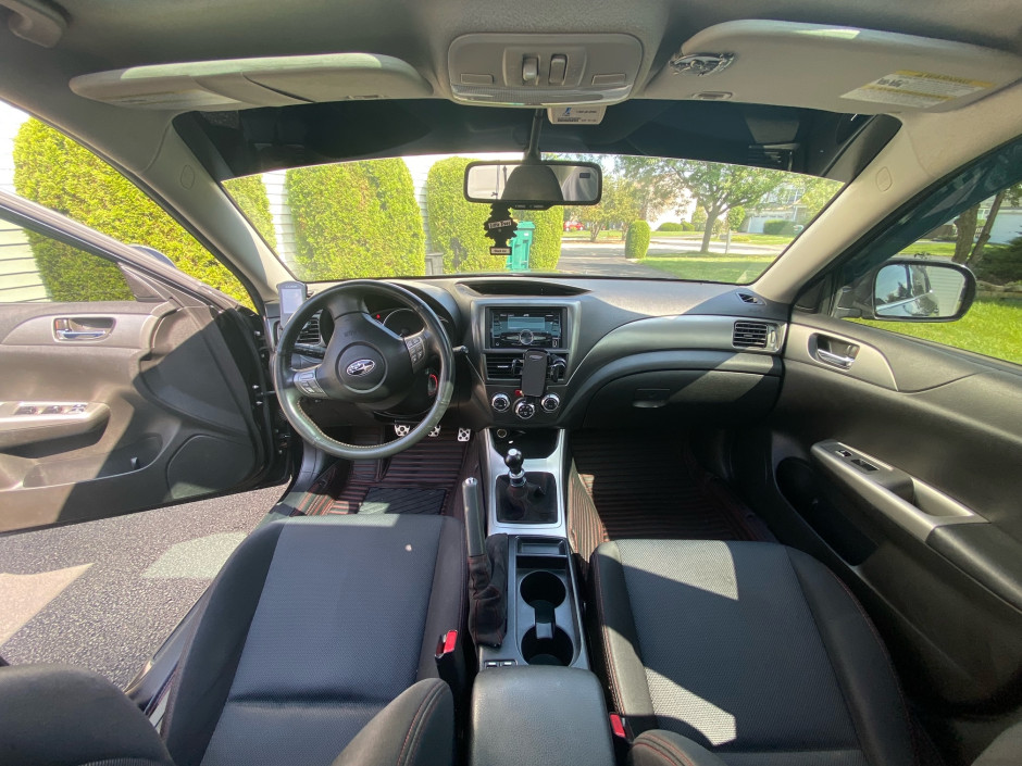 Cameron Jablonski's 2009 Impreza 2.5i Premium