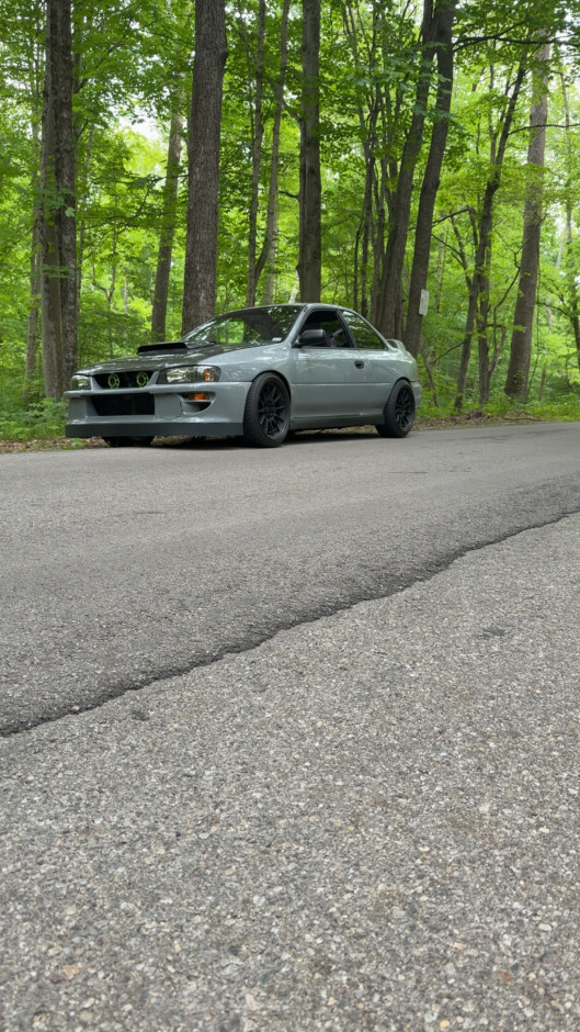 Joshua S's 1998 Impreza L