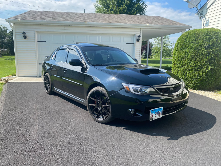 Cameron Jablonski's 2009 Impreza 2.5i Premium
