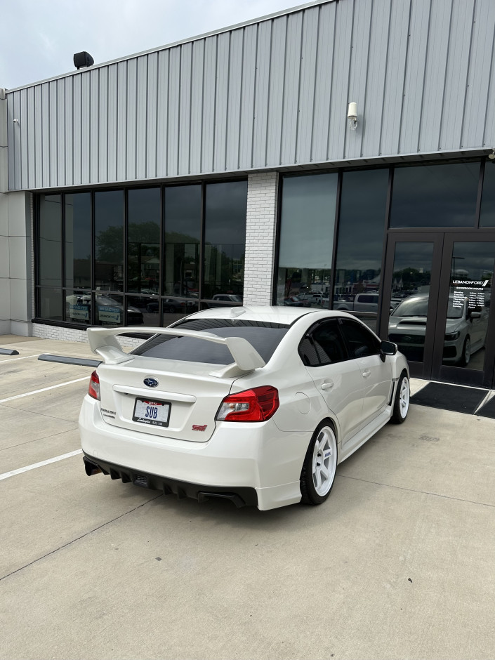 Cameron S's 2019 WRX STI w/ Recaro & key