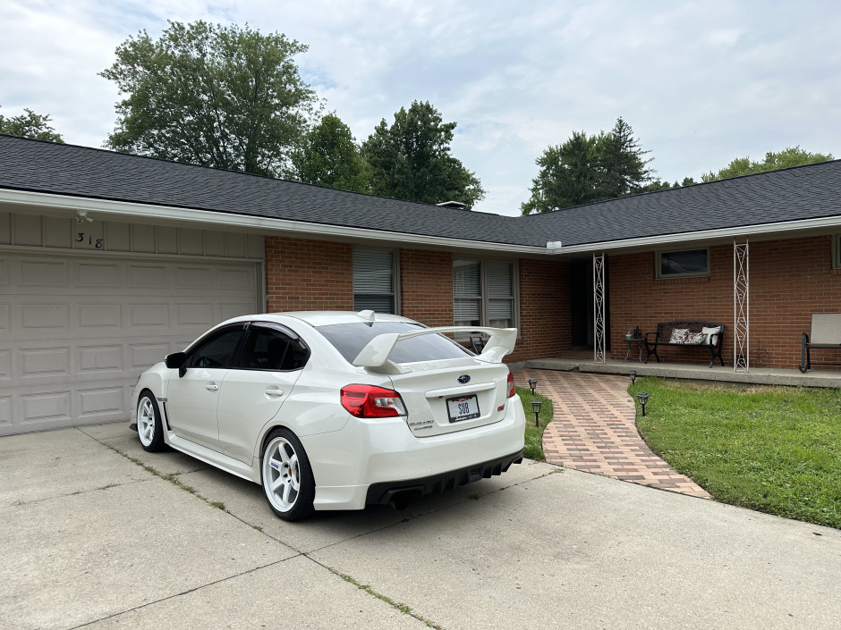 Cameron S's 2019 WRX STI w/ Recaro & key