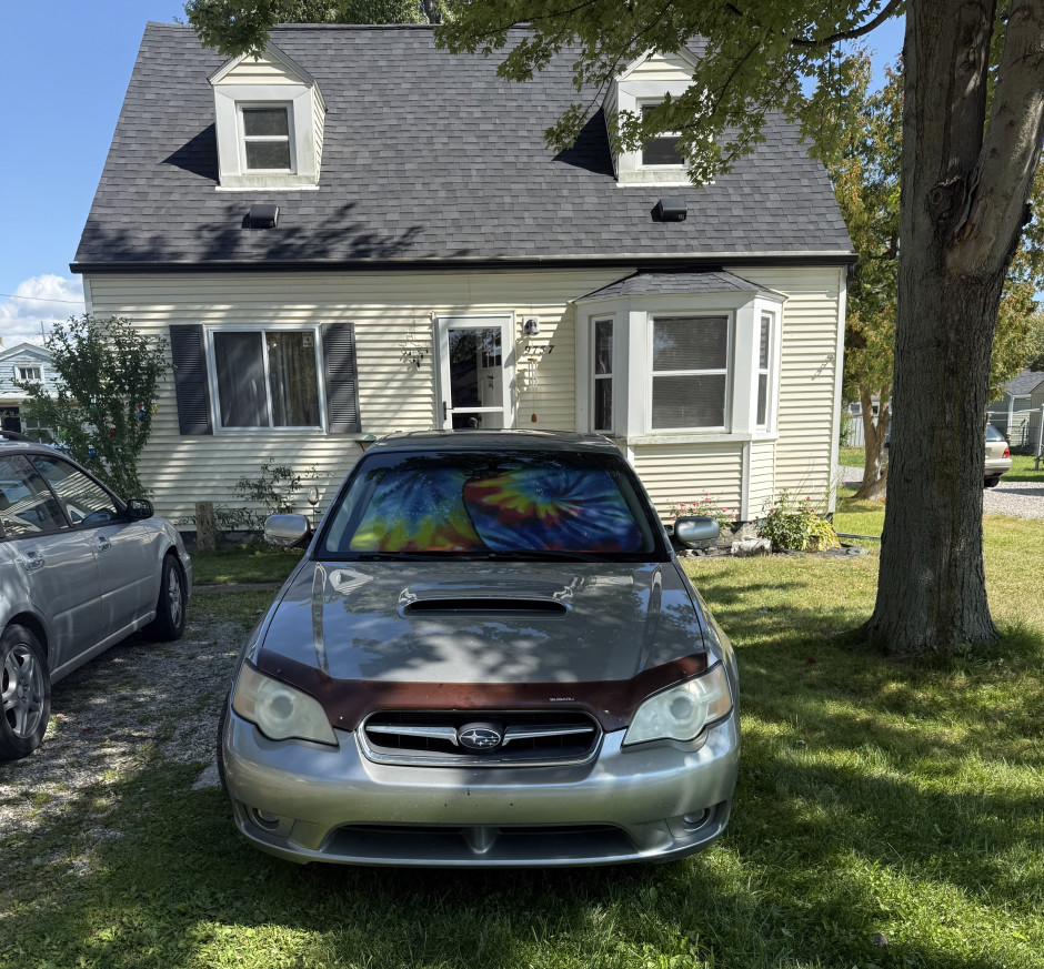Angela Lentini 's 2006 Legacy 2.5 GT spec.B