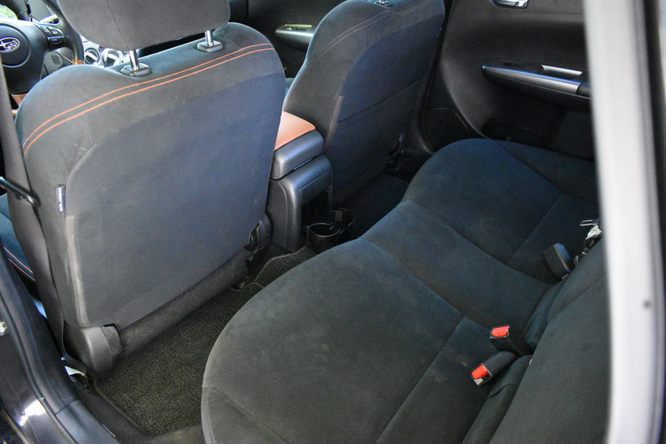 Michael Kajer's 2011 Impreza 2.5i Premium