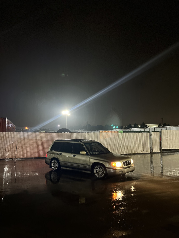 reid W's 2002 Forester S