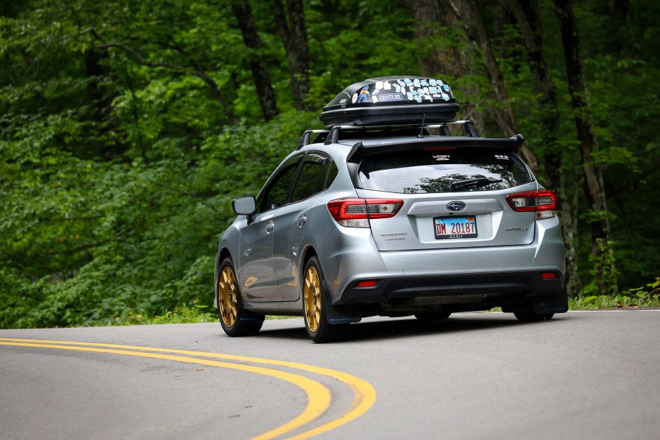 Erik E's 2022 Impreza 2.0i