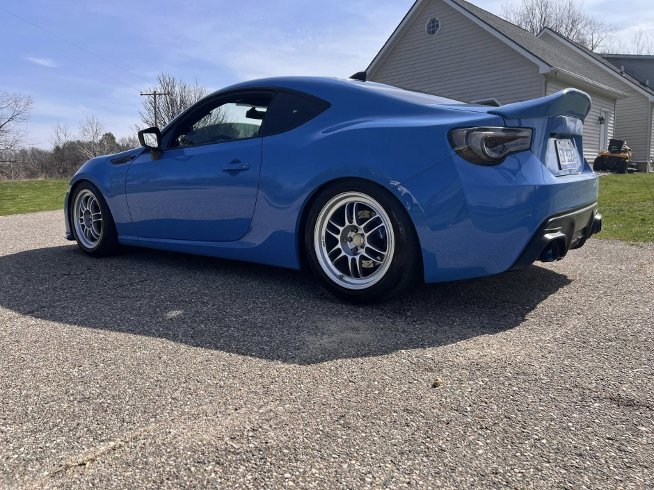 Lauren B's 2016 BRZ Series.HyperBlue