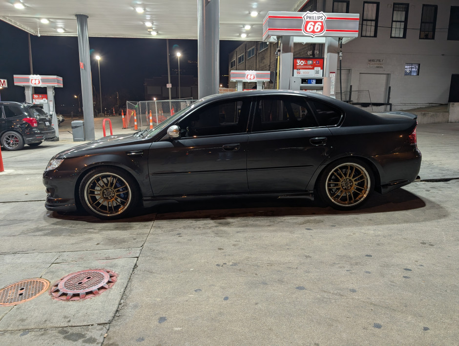 Benjamin S's 2008 Legacy 2.5 GT spec.B S402 clone