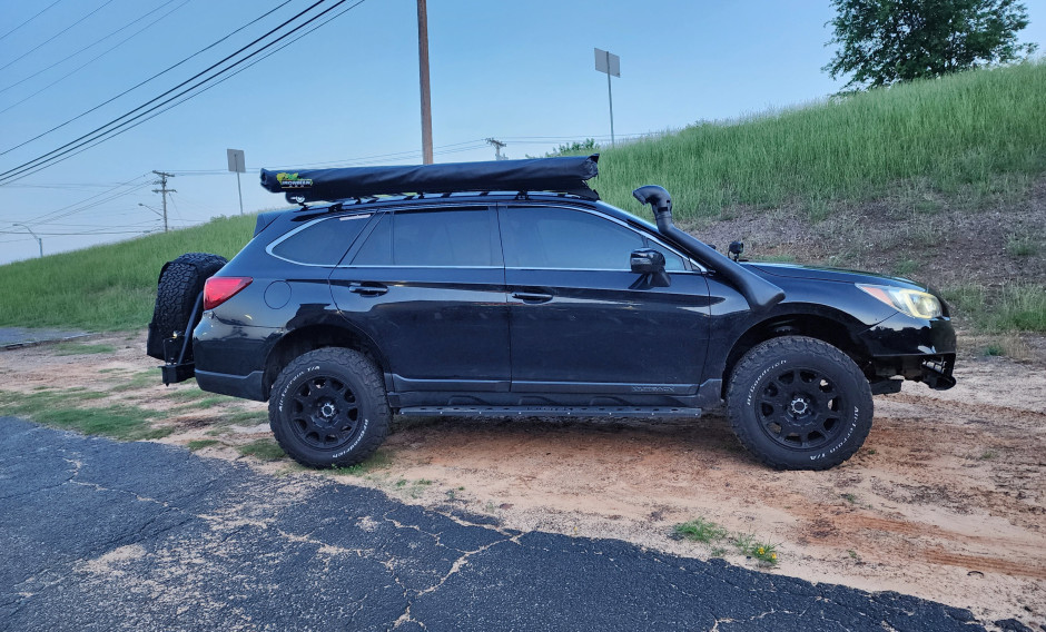 Andrew A's 2017 Outback 2.5i Limited w/ Eyes
